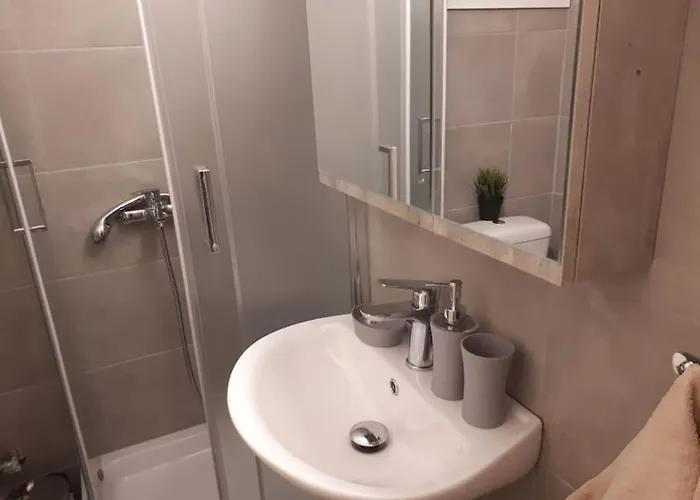 Cozy Seaside Loutráki